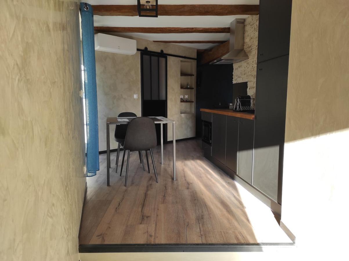 Apparts'Hotel La Ferme Du Gros Noyer มาโลแซน ภายนอก รูปภาพ