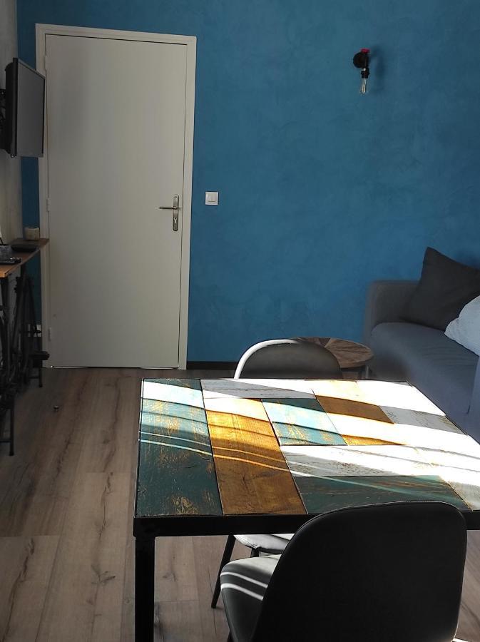 Apparts'Hotel La Ferme Du Gros Noyer มาโลแซน ภายนอก รูปภาพ